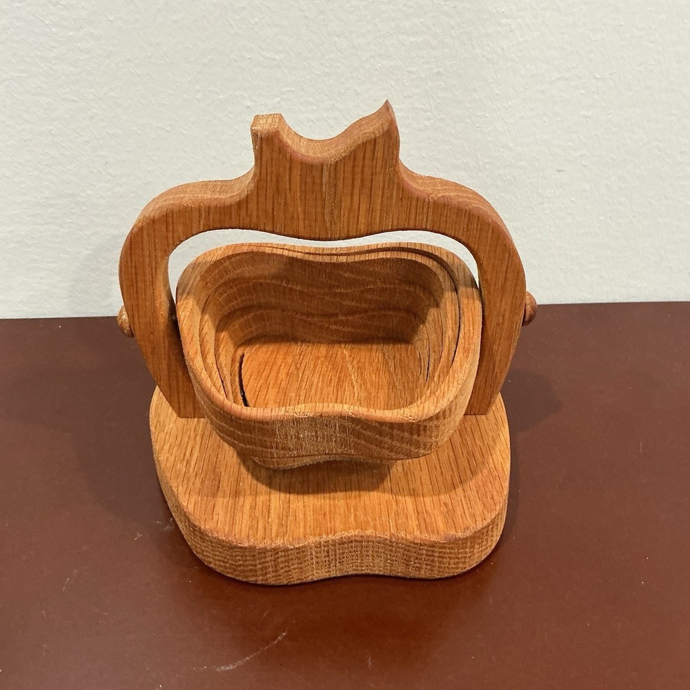 VTG Wooden Apple Shaped Collapsible Trivet to Basket Caddy Bowl Cottage Country